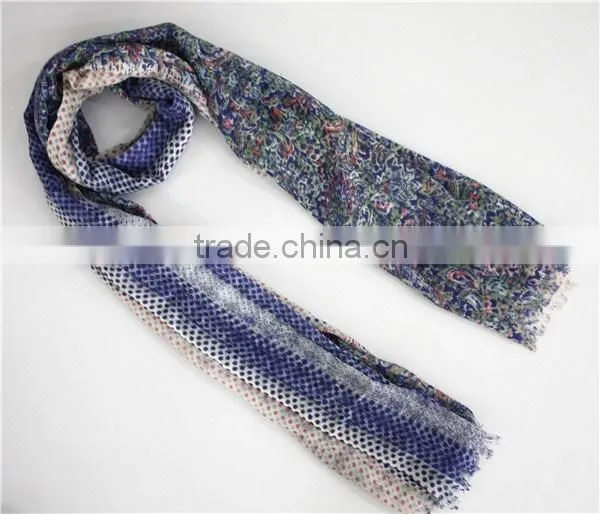Dot and Flower Printed Wool Scarf photo-4