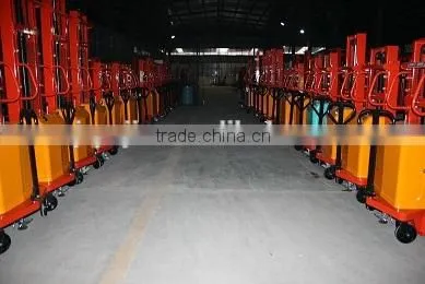 Hot Sale 1.0/1.5/2.0 Safe and Efficient Forklift Stacker photo-3