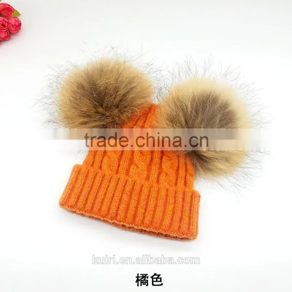 Stylish Kids Double Balls Winter Warm Wholesale Beanie Hats With Raccoon Fur Ball photo-3