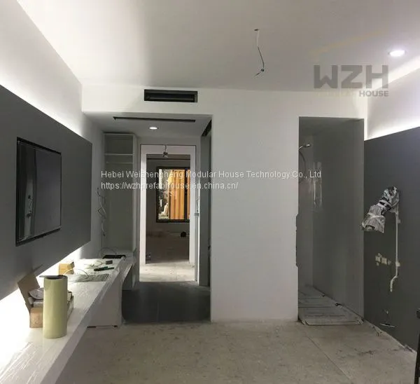 Small Prefabricate Tiny Container House Light Steel Structure Frame Container House photo-2