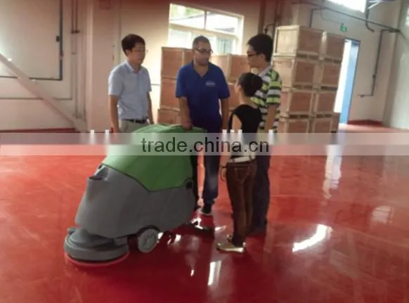 4-5 Working Hours Automatic Battery Scrubber Machine photo-5