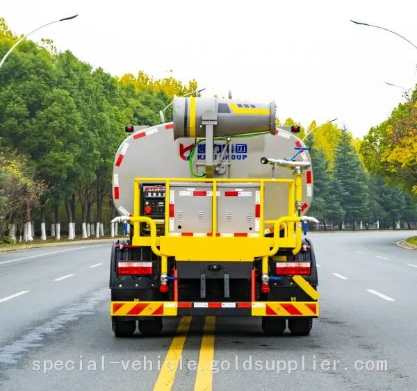 18-Ton D9 Wind-Cooled Spray Truck: Industrial Power for Dust Suppression photo-5