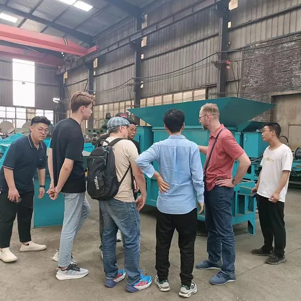 Factory Direct Sales Small Alfalfa Baler for Cattle and Sheep Feed Cheap Hay Baler photo-3