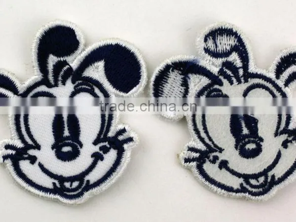 2014 Fashion Custom Embroidery Patch Garment Embroidery Patch photo-2