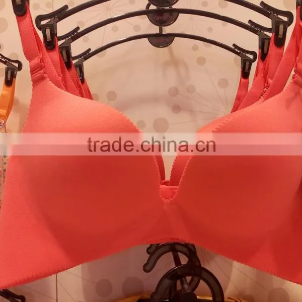 Automatic High Quality Brassiere Lace Sewing Machine With Low Maintainence Cost