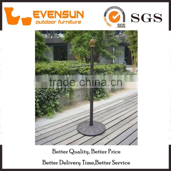 Patio Rattan Colthes Hanger photo-3