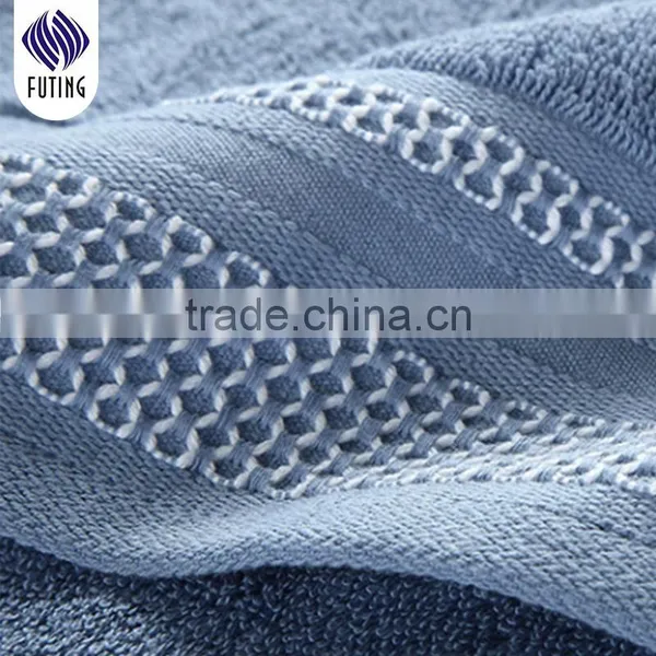 Pure White Custom Embroidery Logo Bathroom Towels 5 Star Hotel Towel Set for Cheap Wholesale photo-4