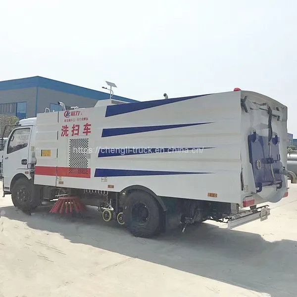 Dongfeng 4x2 4x4 Street Cleaning Truck photo-2