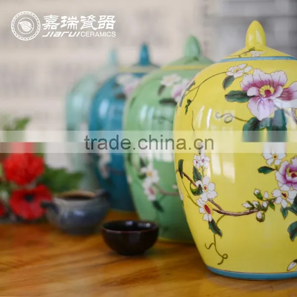 Wholesale Antique Hand Painted Porcelain Jar With Lid