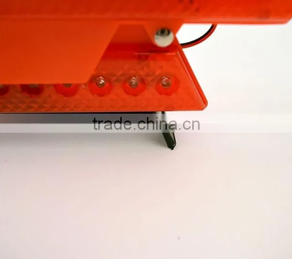 Excellent Quality Roadside Warning Triangle LED photo-2