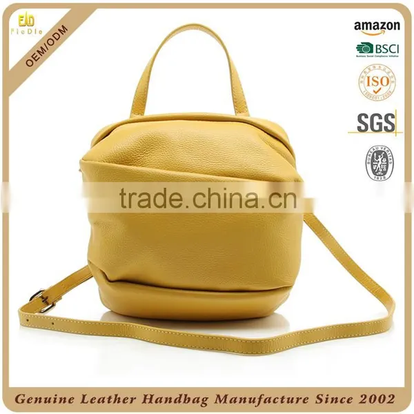 Guangzhou OEM Factory Women Duffel Bag Leather Travel Bag Ksnapsack Backpack Genuine Leather Hot Shot Backpack Bag for Lady photo-6