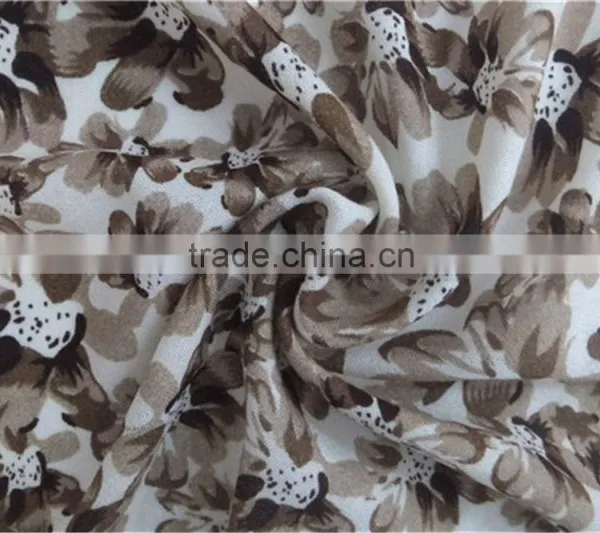 Beige Floral Printed Pure Wool Scarf With Fringe photo-3