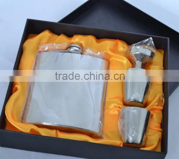 Fine Stainless Steel Hip Flask Suit photo-3