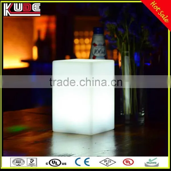 Bar Table Decoration Lighting Wireless Battery LED Table Lamp With Remote Control photo-2