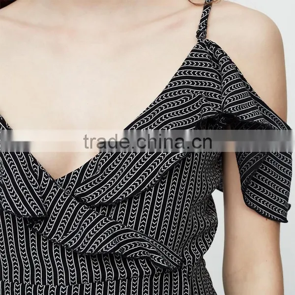2017 Plain-coloured Cut Out Shoulder Sexy V-neck Women Ruffled Jumpsuit photo-6