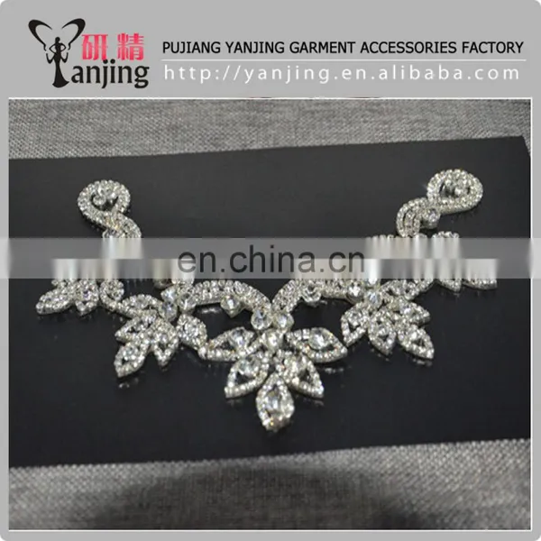 Professional Factory Wholesale White Silver Beaded Crystal Rhinestone Garment Applique Iron-On photo-2