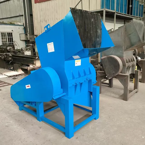Fully Automatic Plastic Crusher, PET/PP Plastic Shredder, Small Plastic Crusher Price. photo-4
