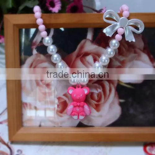 2014 Colorful Fashion Bear Pendant Pearl Necklace