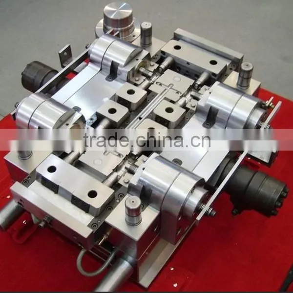 Plastic Injection Tooling Mould/plastic Injection Moulding and Plastic Flip Cap Moulds photo-3