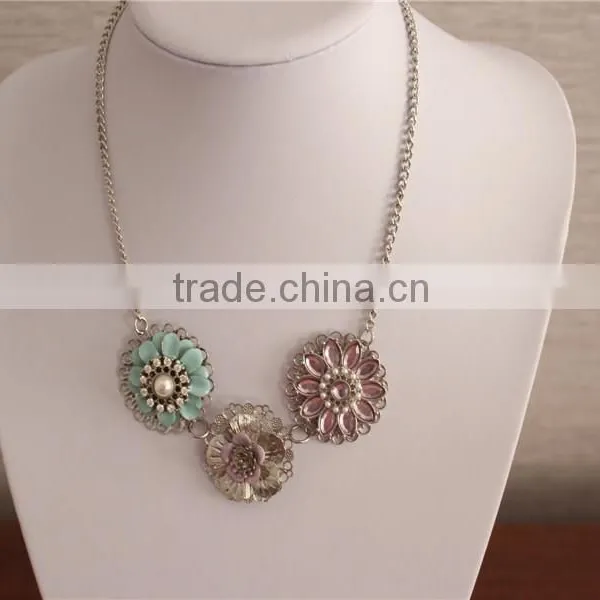 White Gold Plated Fashion Flower Jewelry Necklace, Crystal Necklaces Jewelry photo-3