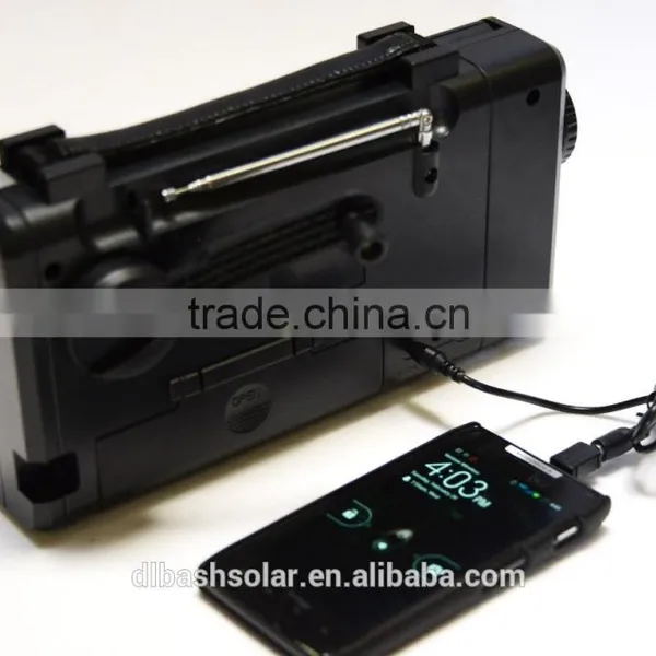 Mini Portable AM FM Radio With Dynamo Crank Power Torch photo-6