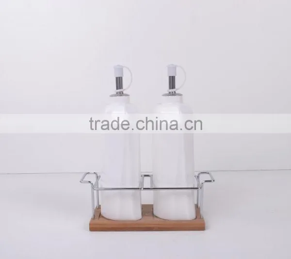 Hot Sale High Quality 2015 New Style Magnesia Porcelain Canisters/pepper Bottle Sets/2pcs Pepper Shakers Sets photo-2