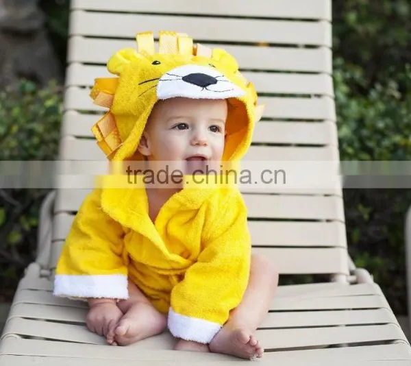 Yellow Lion Terry Cotton Hooded Bathrobe for Promotion photo-2