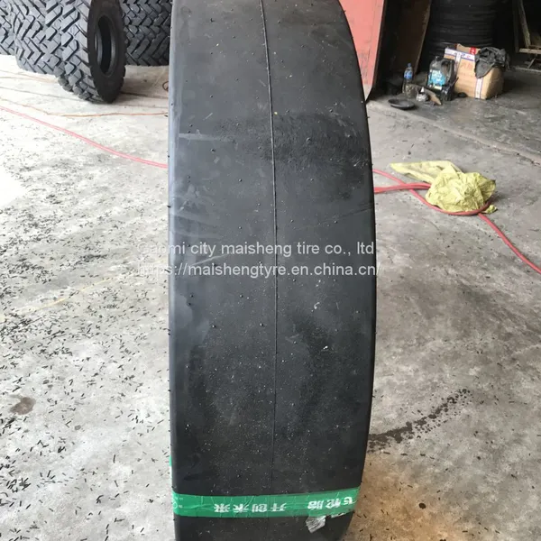 Henan Fengshen Mine Scraper Smooth Tire 1000 10.00-20 12.00 1200-24 Mining photo-4