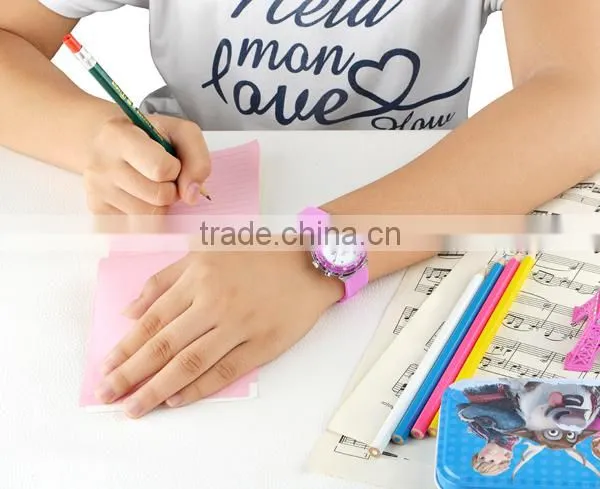 China Supplier Kid Watch Light up Kid Watch Waterproof Brand Kid Watch 62011 photo-6