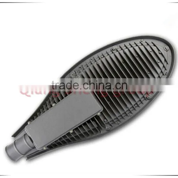 Die Casting Aluminum 100w Solar Street Light Housing Led Outdoor Raod Lighting photo-3