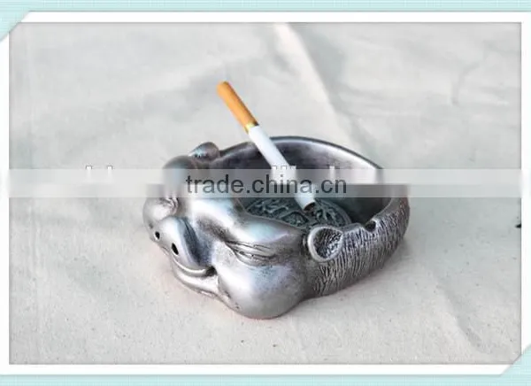 Resin Vintage Style Pig Design Ashtray With Pig Shape photo-3