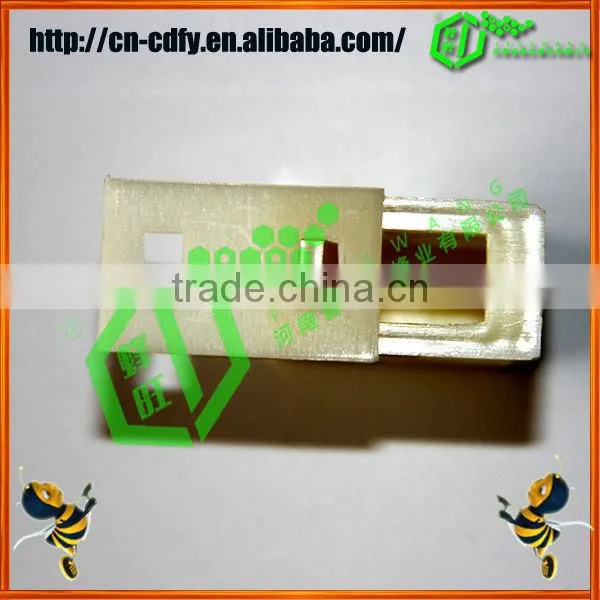Plastic Queen Cage Bee Equipment photo-3