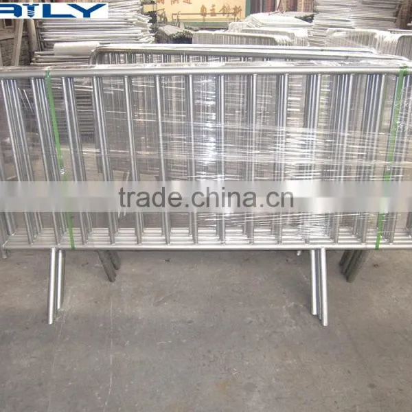 China Factory Directly Supply Barricade Fencing and Gates photo-3