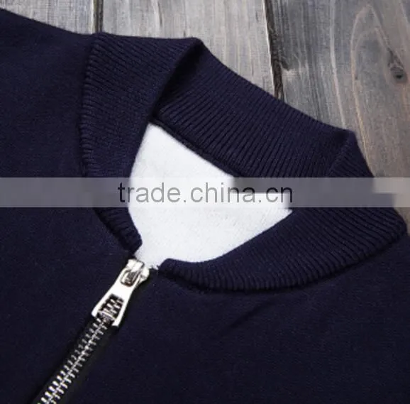 Men Sweater Pullover- V-neck Sweater Factory in Dongguan photo-4