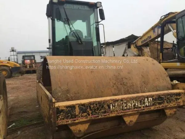 CAT CS-533D Road Roller