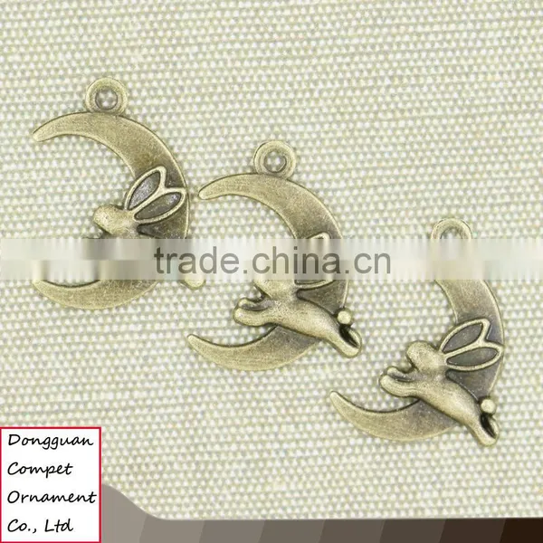 Wholesale Zinc Alloy Curved Moon Rabbit Pendant photo-3