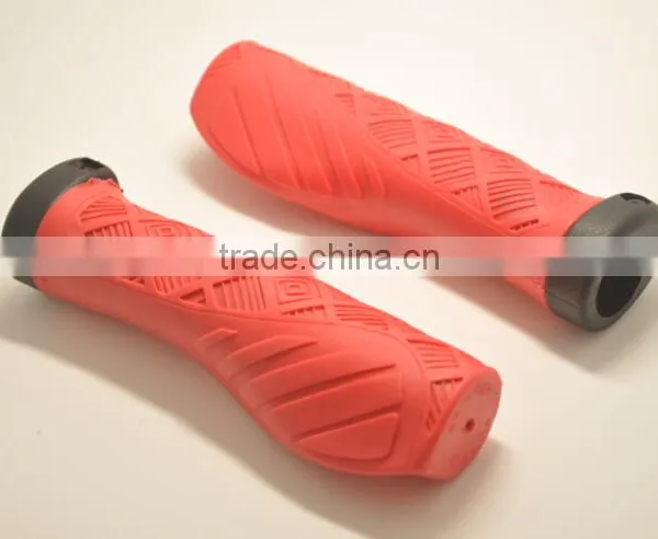 Patent New Design 2015 TPR PVC Ergonomics Human Engineering Super Soft Lock Handlebar Bicycle Grip photo-2
