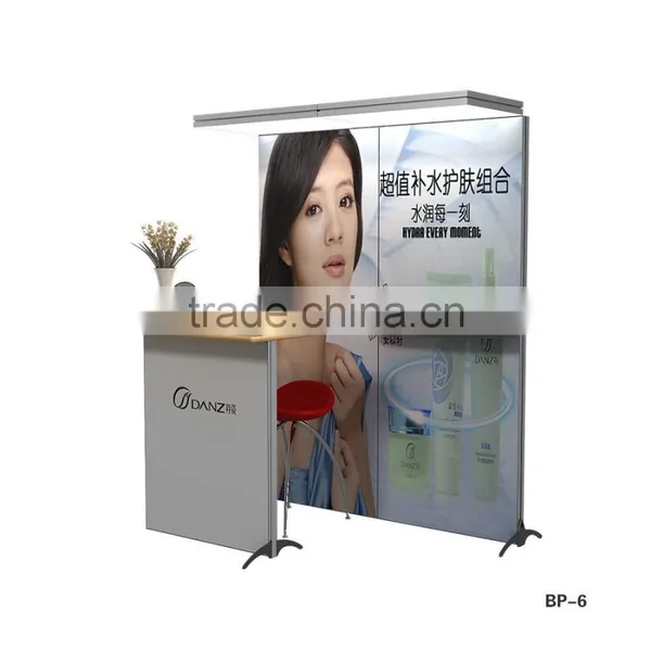 Aluminum-alloy modular trade booth