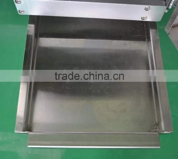 Automatic Rotary Candy Pouch Packing Machine Kd-450 photo-3