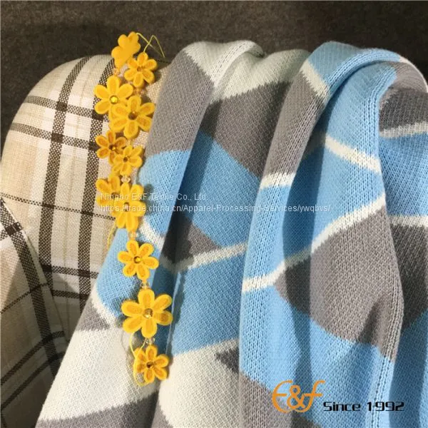 High-quality Cotton Thick Lines Jacquard Knitted Blanket photo-2