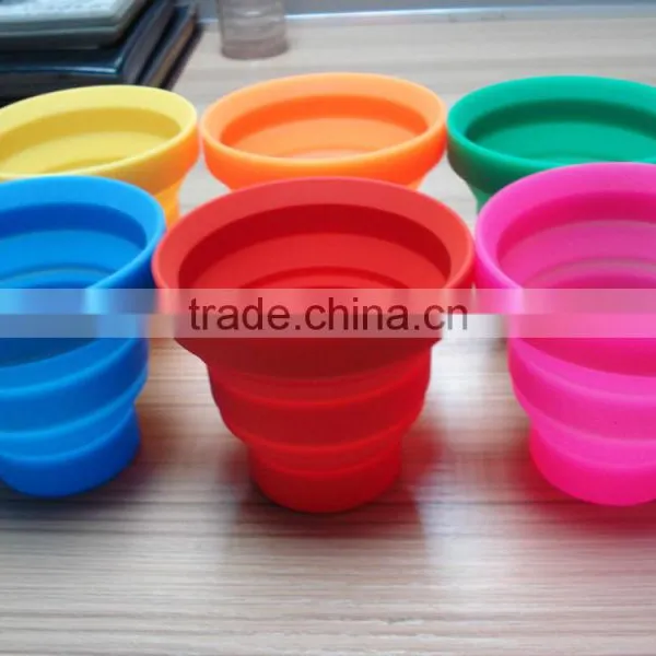 Lovely Portable Silicone Retractable Outdoor Travel Camping Folding Cup photo-2
