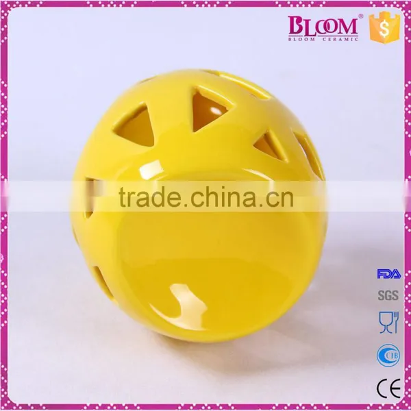 Ceramic Craft Hollow Out Desgin Yellow Incense Burner photo-4