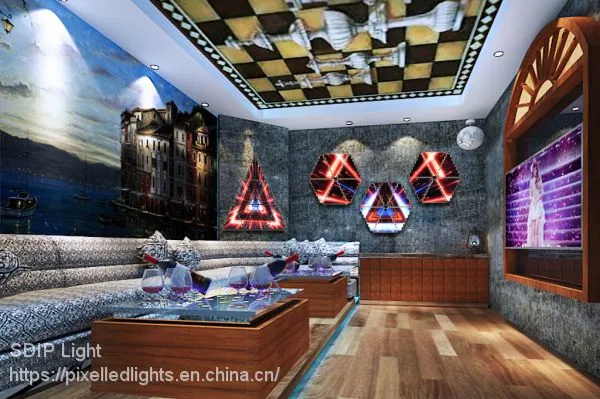 Pixel Triangle LED photo-5