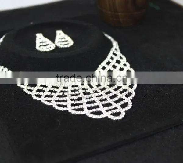 2015 New Products Fashion Women Wedding Crystal Jewelry Set photo-3