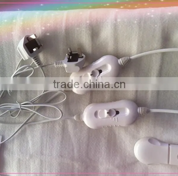 Greek Customer Visit Our Hongkong Exhibition for Polyester Electric Blanket With CE,ROHS Certification photo-6