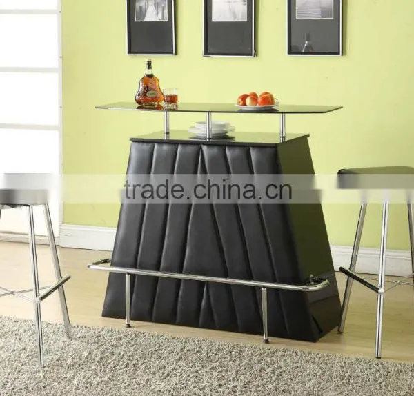 BAR COUNTER WITH CHAIRS