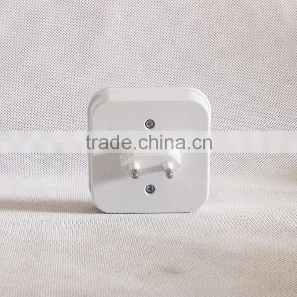 Direct Factory Supplier Led Sensor Charger Night Light Socket photo-3