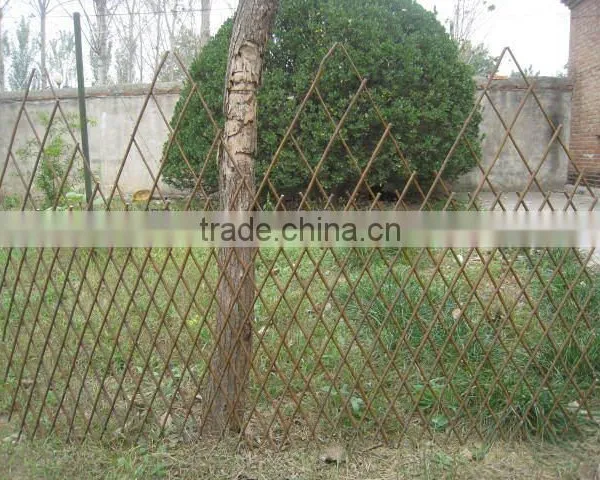 Expanding Willow Garden Trellis