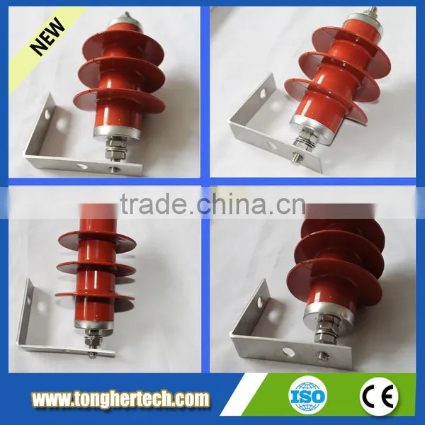 Electric fence lightning arresters protecting whole system
