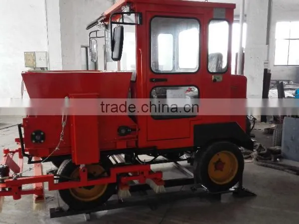Automatic Sand Spreader Machine for Artificial Grass photo-4